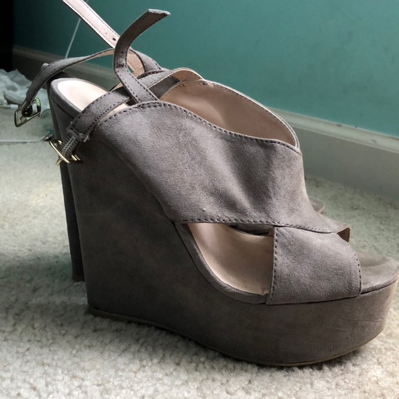 Charlotte Russe Wedges - Picture 2 of 4